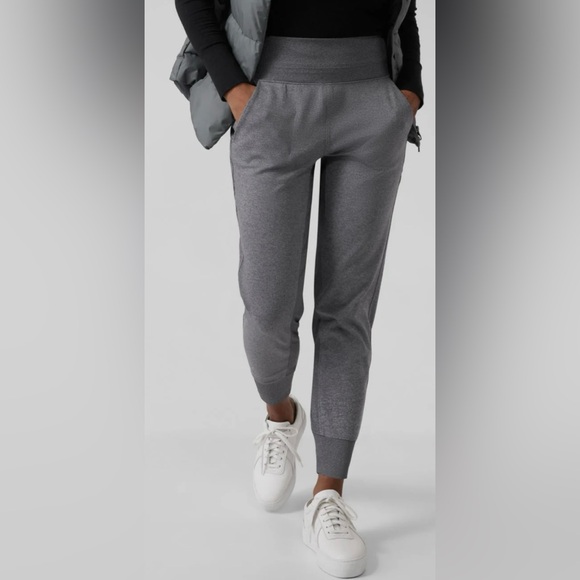 Athleta Pants - Athleta Women’s Venice Mid Rise Heather Grey Jogger Size S